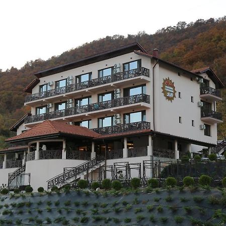 Bliss Dubova Bed & Breakfast ภายนอก รูปภาพ