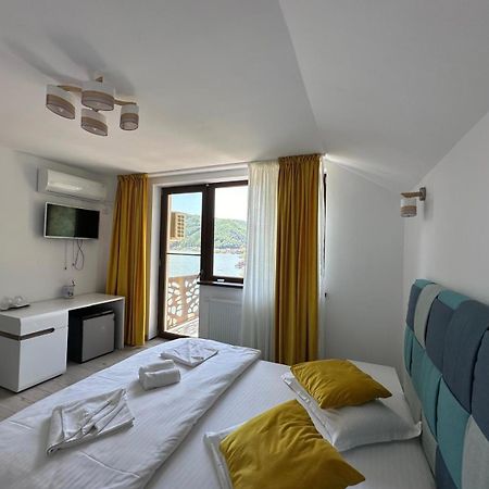 Bliss Dubova Bed & Breakfast ภายนอก รูปภาพ