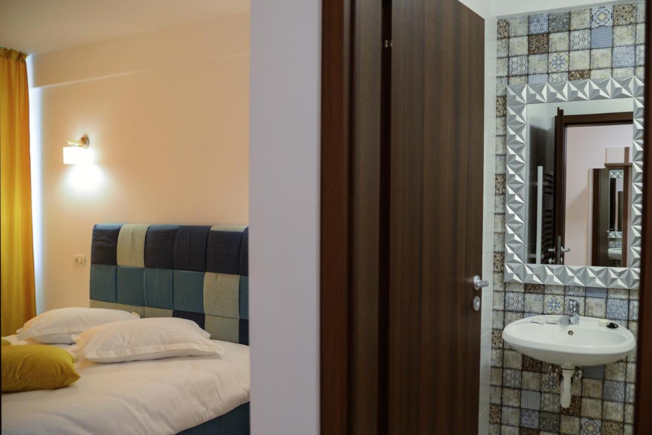 Bliss Dubova Bed & Breakfast ภายนอก รูปภาพ
