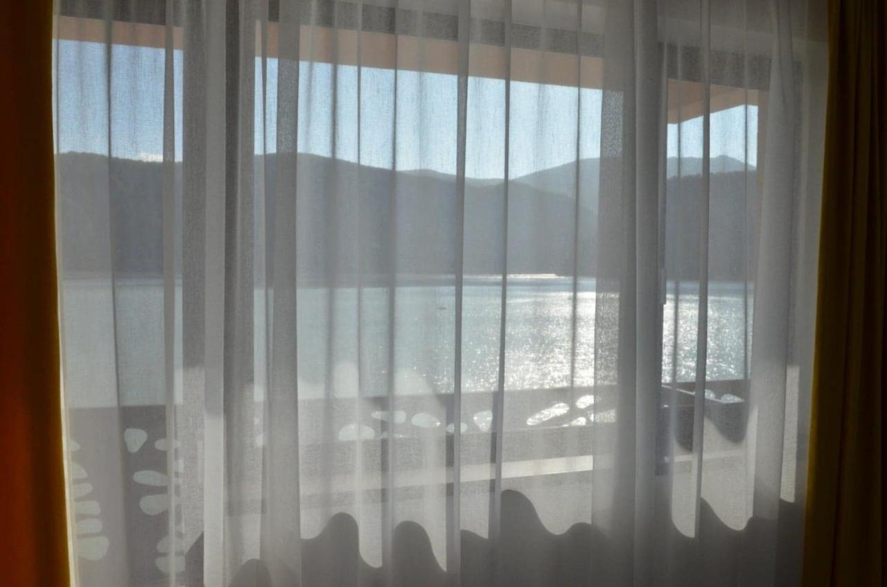 Bliss Dubova Bed & Breakfast ภายนอก รูปภาพ