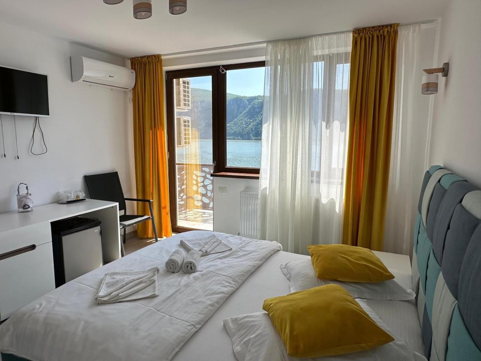 Bliss Dubova Bed & Breakfast ภายนอก รูปภาพ